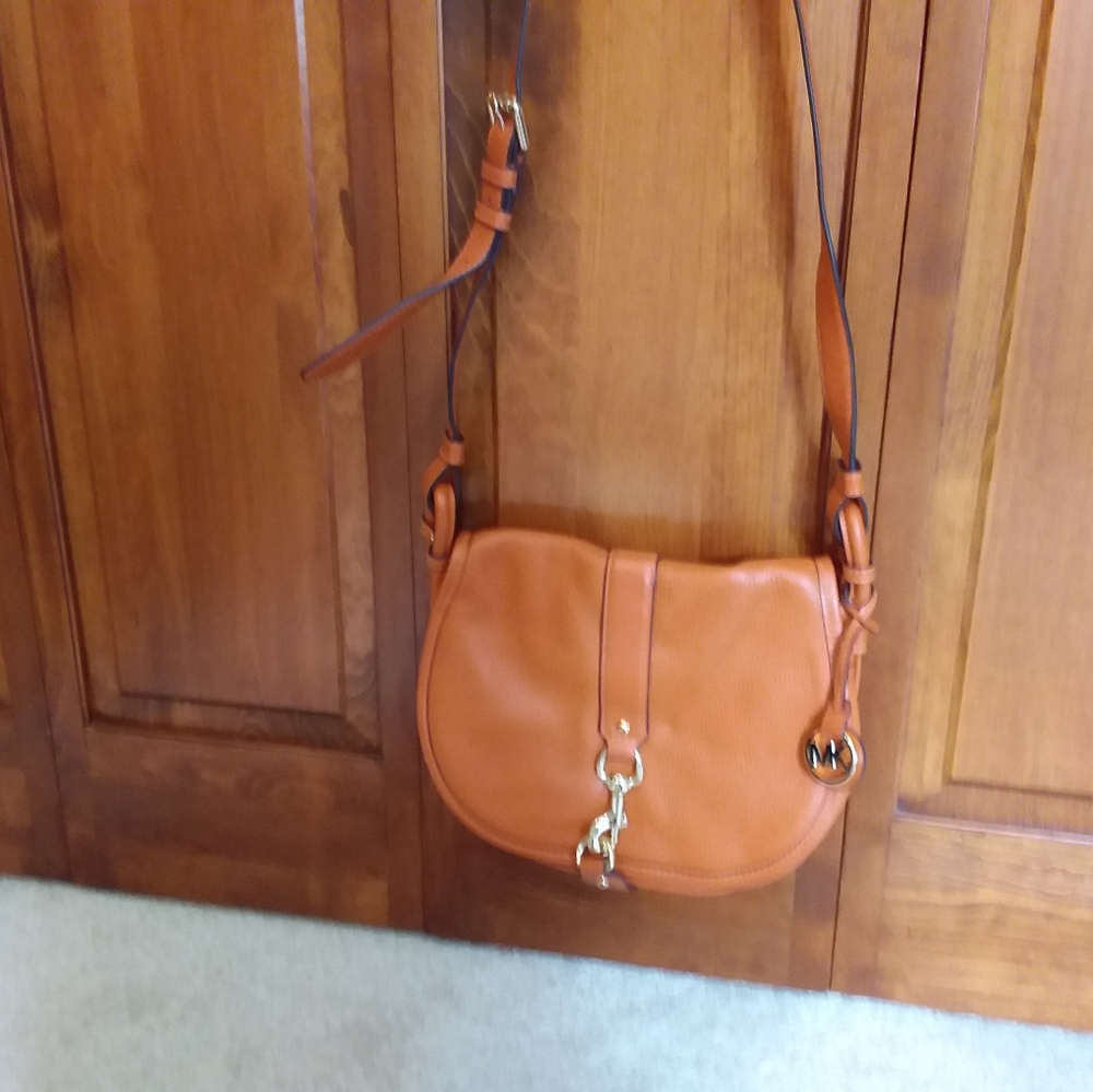 Michael kors saddle bag